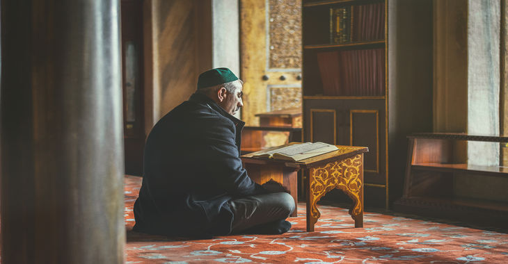 Kur’ân’a Karşı Görevimiz Hatim Ve Hâkim Kılma!